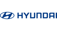 O logotipo da Hyundai é azul e branco em um fundo branco.