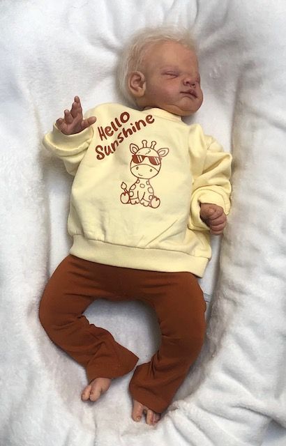 Baby sweater geel s met de tekst 'Hallo zonneschijn', maat 68