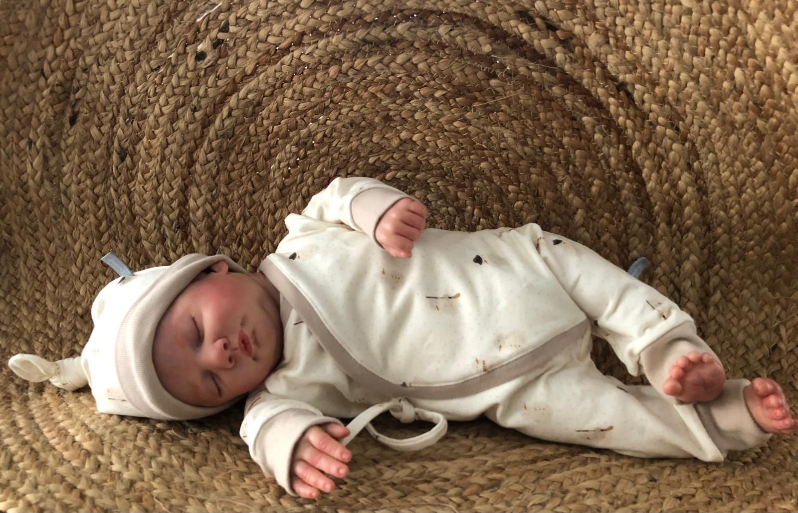 Prachtig overslagpakje met warme binnenzijde, mooi als kraamcadeau