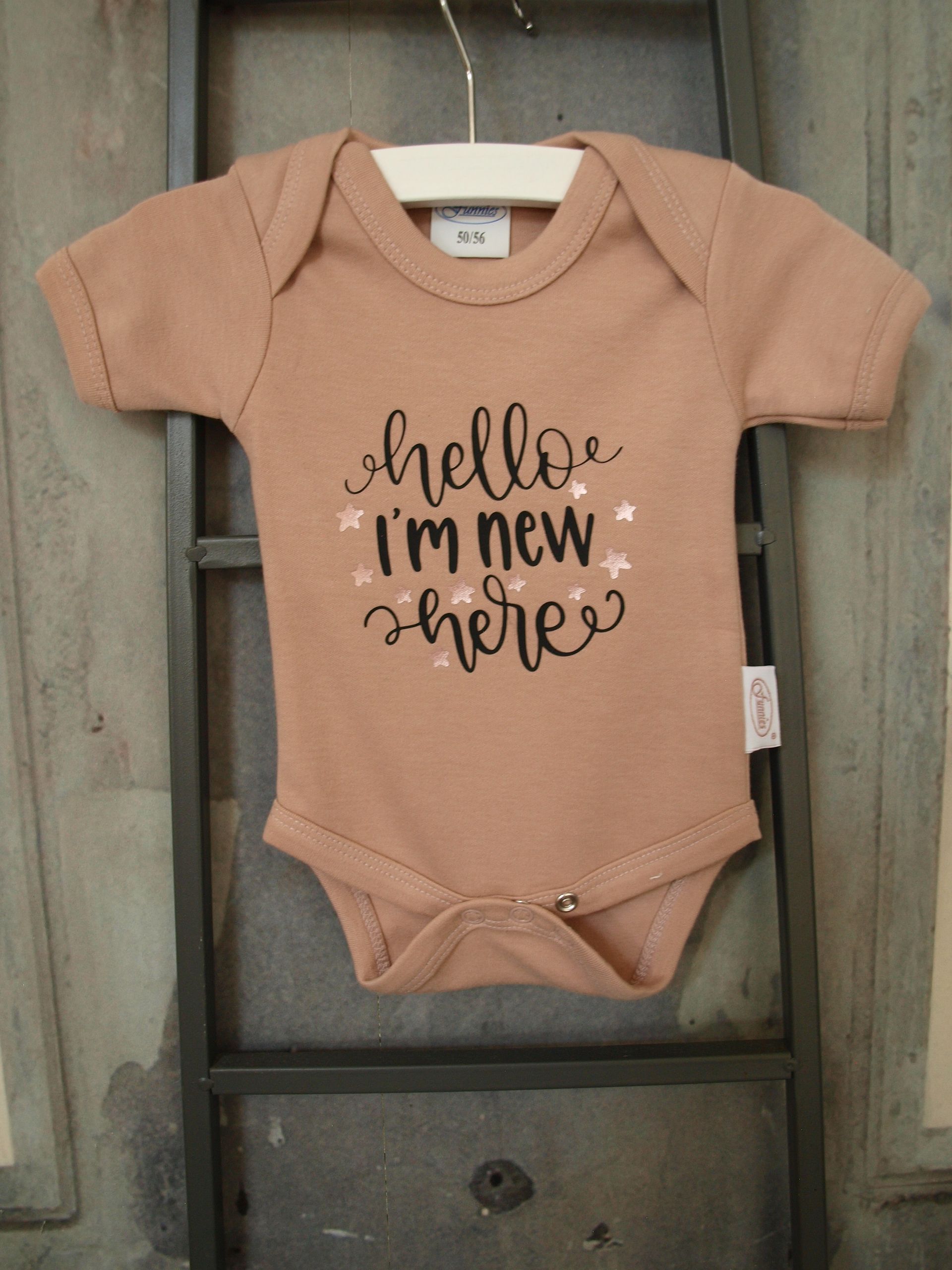 Helemaal verliefd-klein rompertje-nude-sierletters