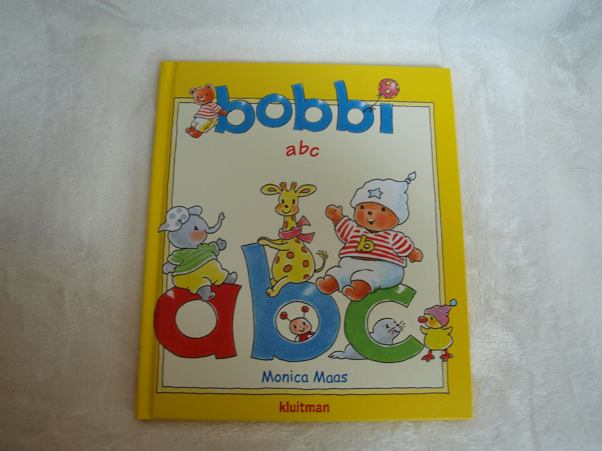 Kinderleesboek, bobbi abc door monica Maas