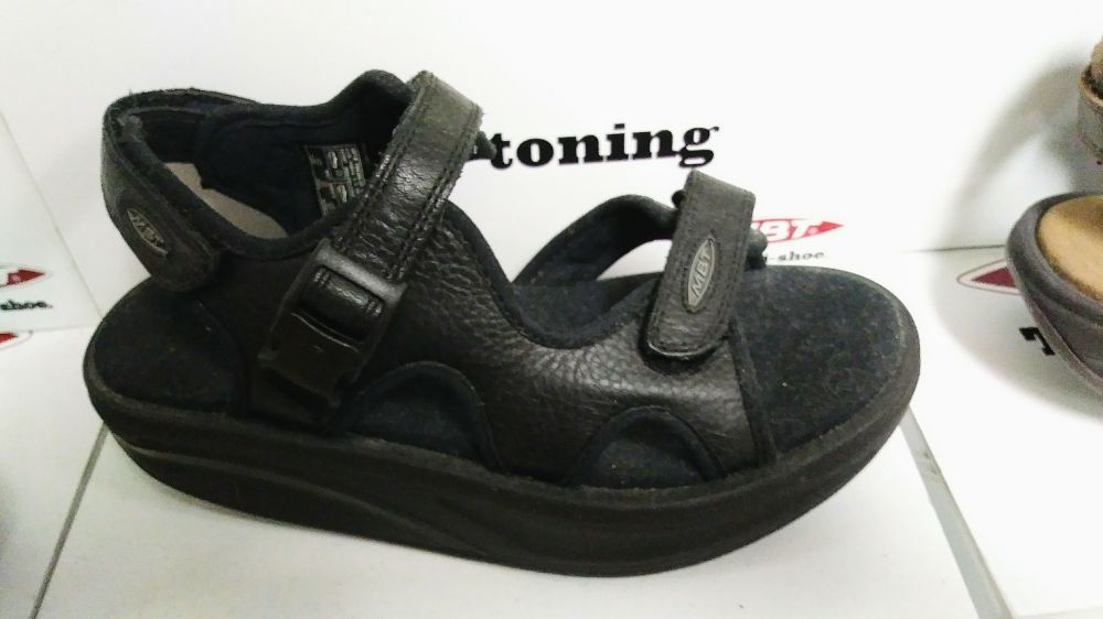 black comfort sandal