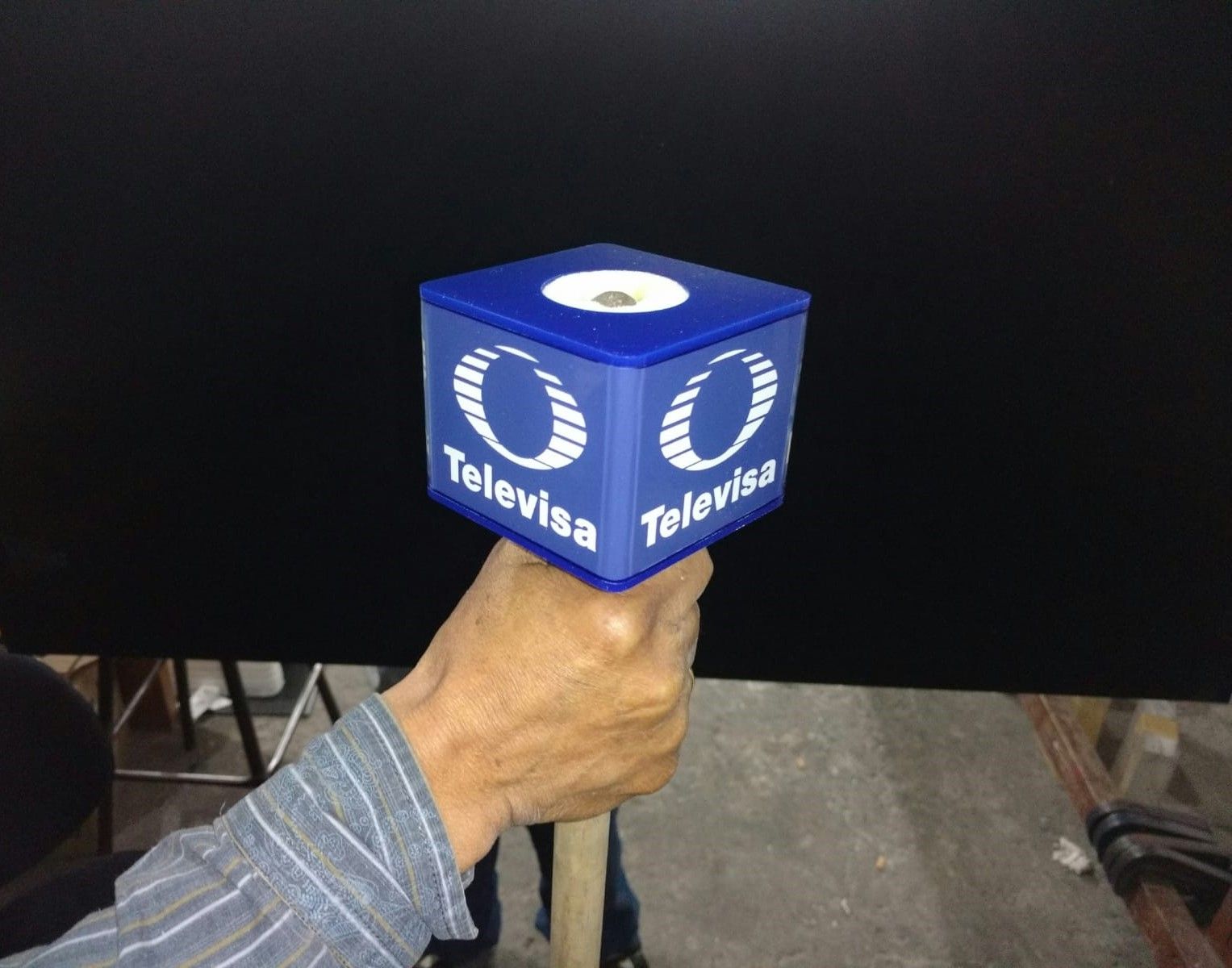 ARTE Y DISEÑO EN ACRÍLICO SOLÍS