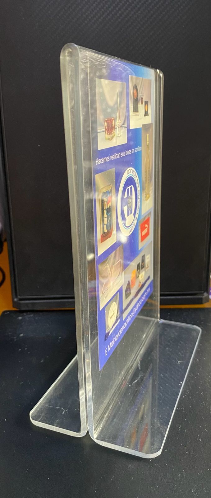 ARTE Y DISEÑO EN ACRÍLICO SOLÍS