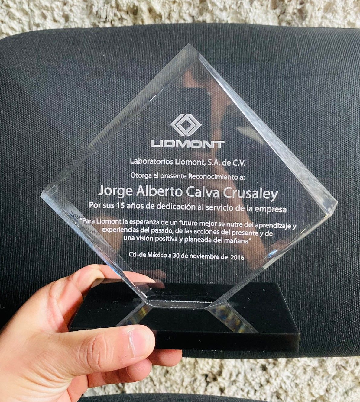 Arte y Diseño en Acrílico Solís