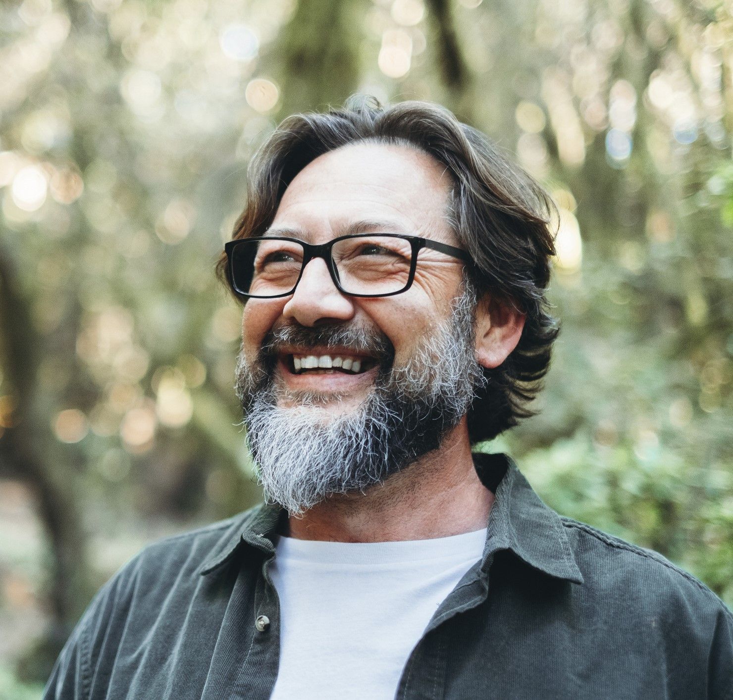 A Man With a Beard and Glasses – Largo, FL - Optical Factory and Showroom