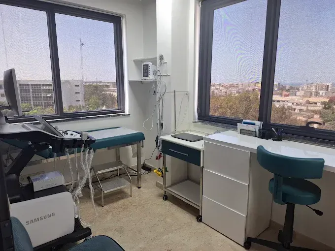 Médecin cardiologue