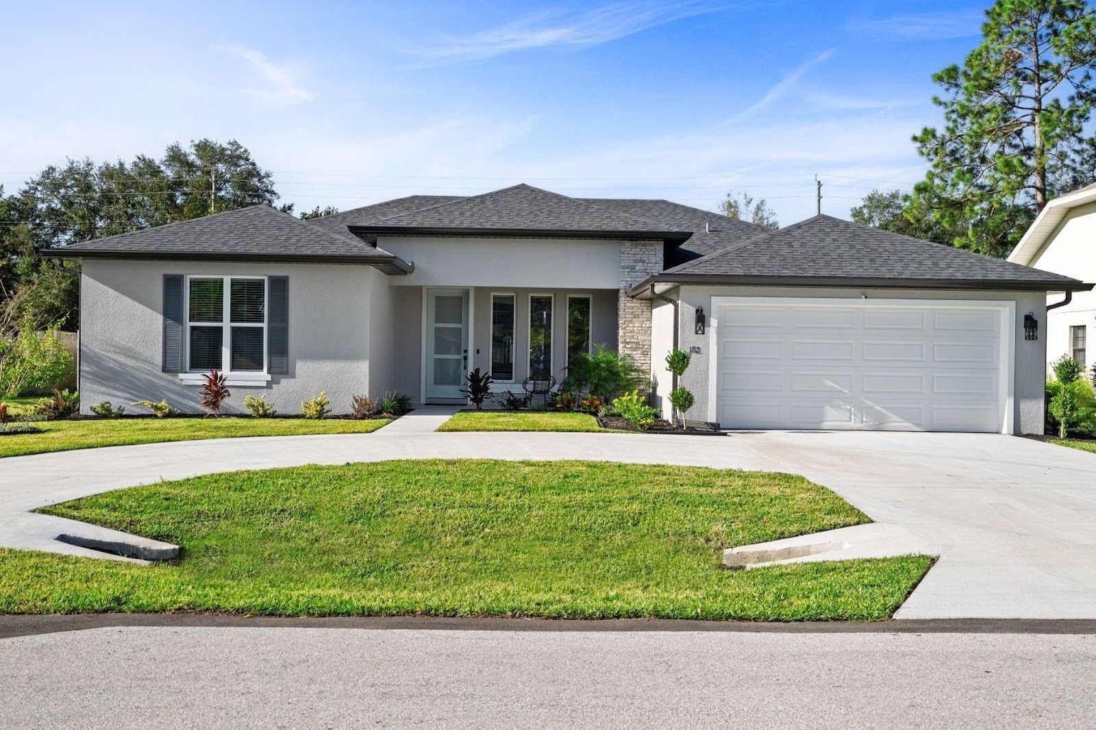 This photo shows a move-in ready Caspian Homes property in Palm Coast, designed with clean lines, q