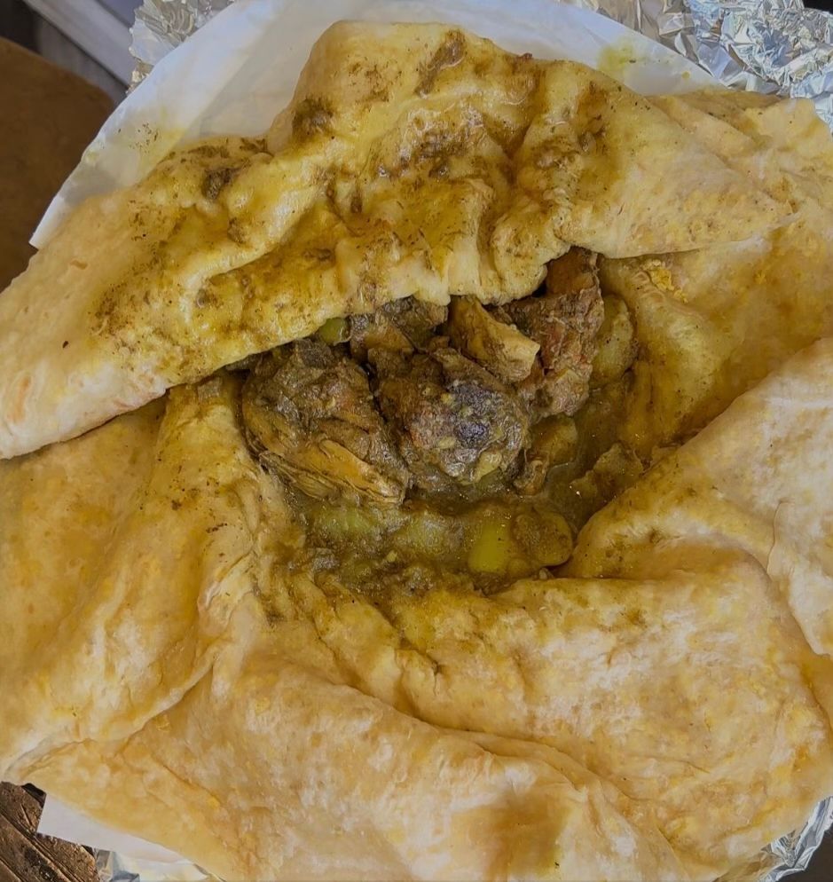 Curry chicken with roti