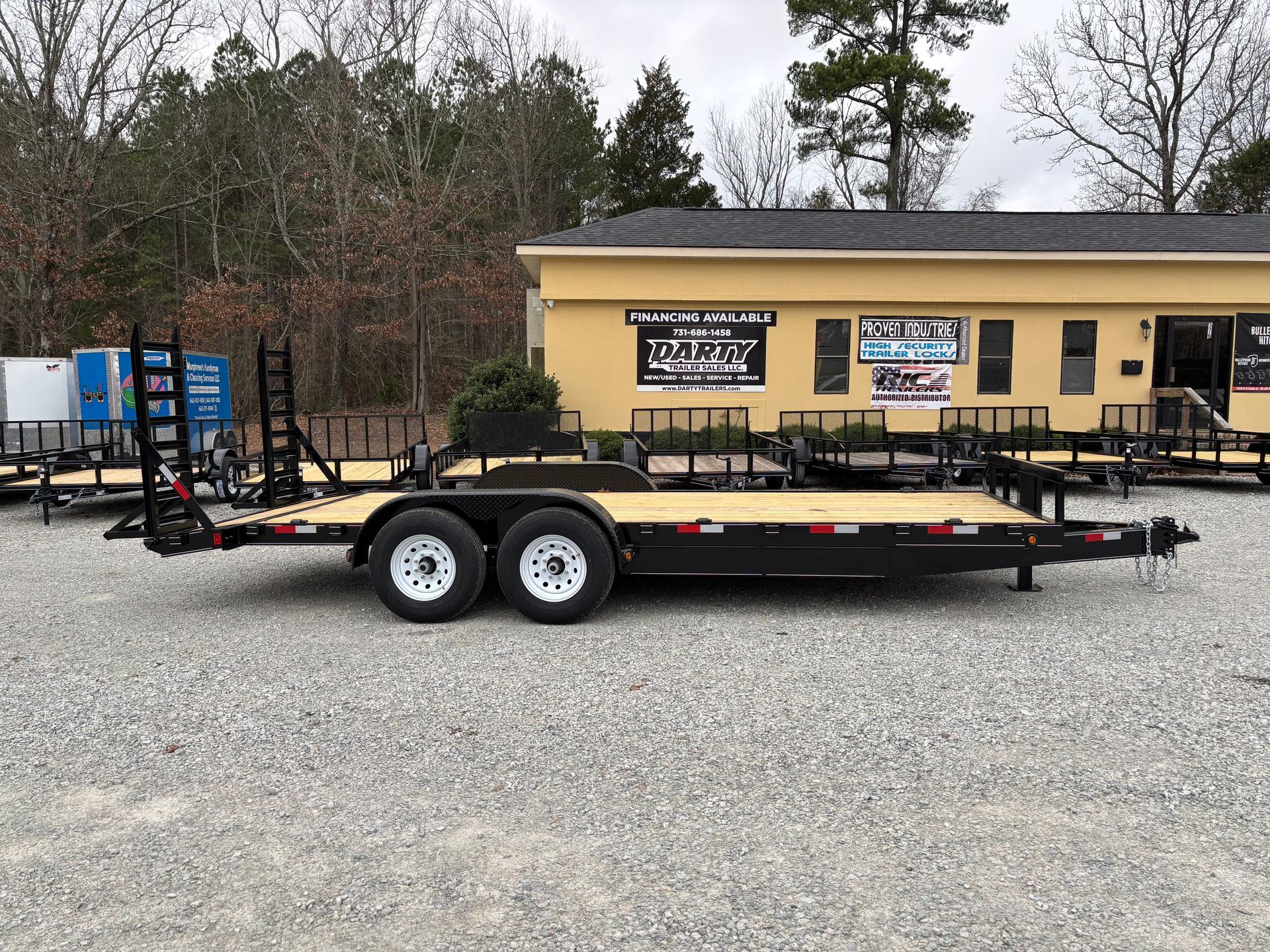 7' x 20' Equipment Trailer