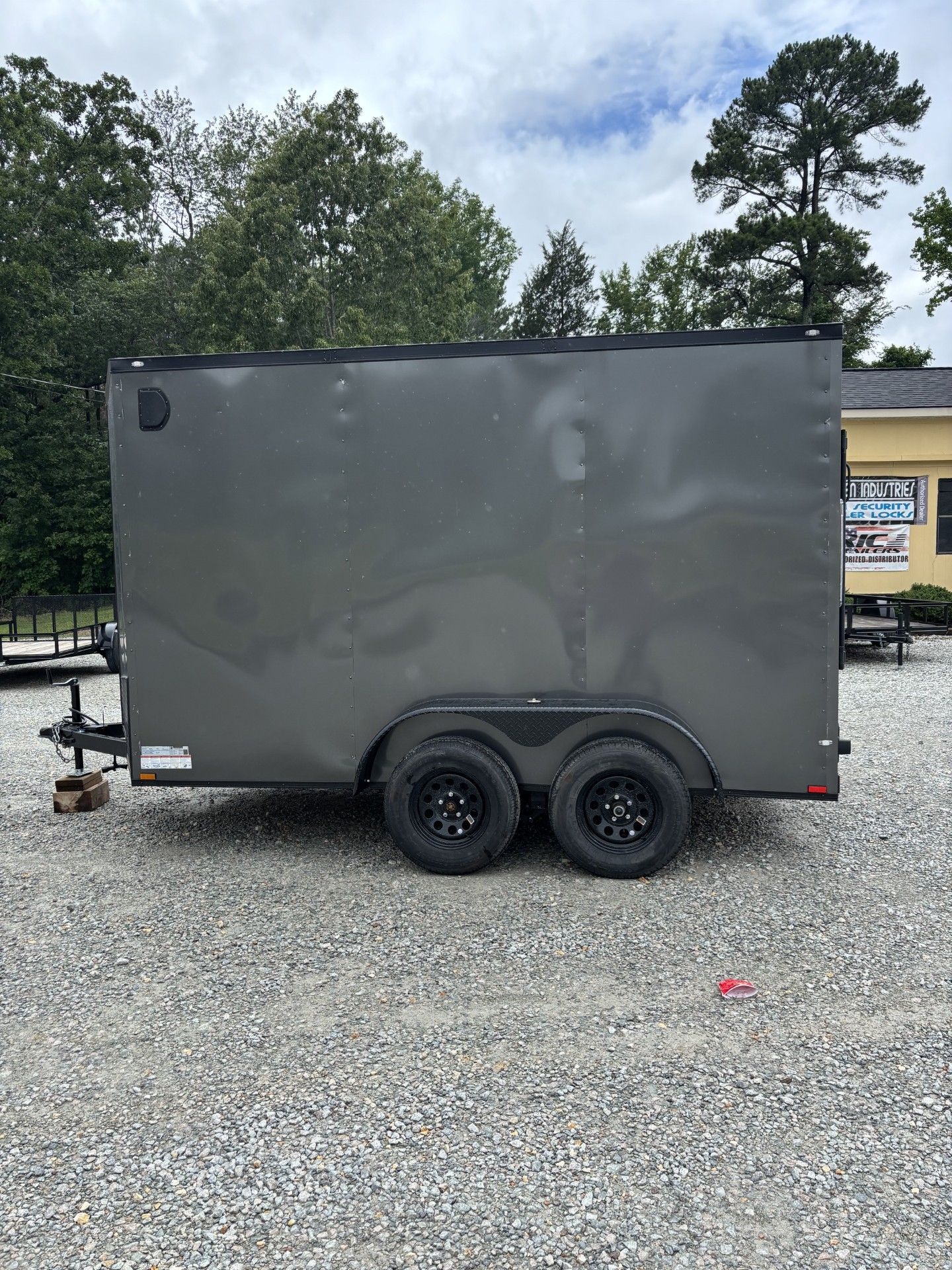 summit repo 
cash price 6750.00
spartan cargo 7x12