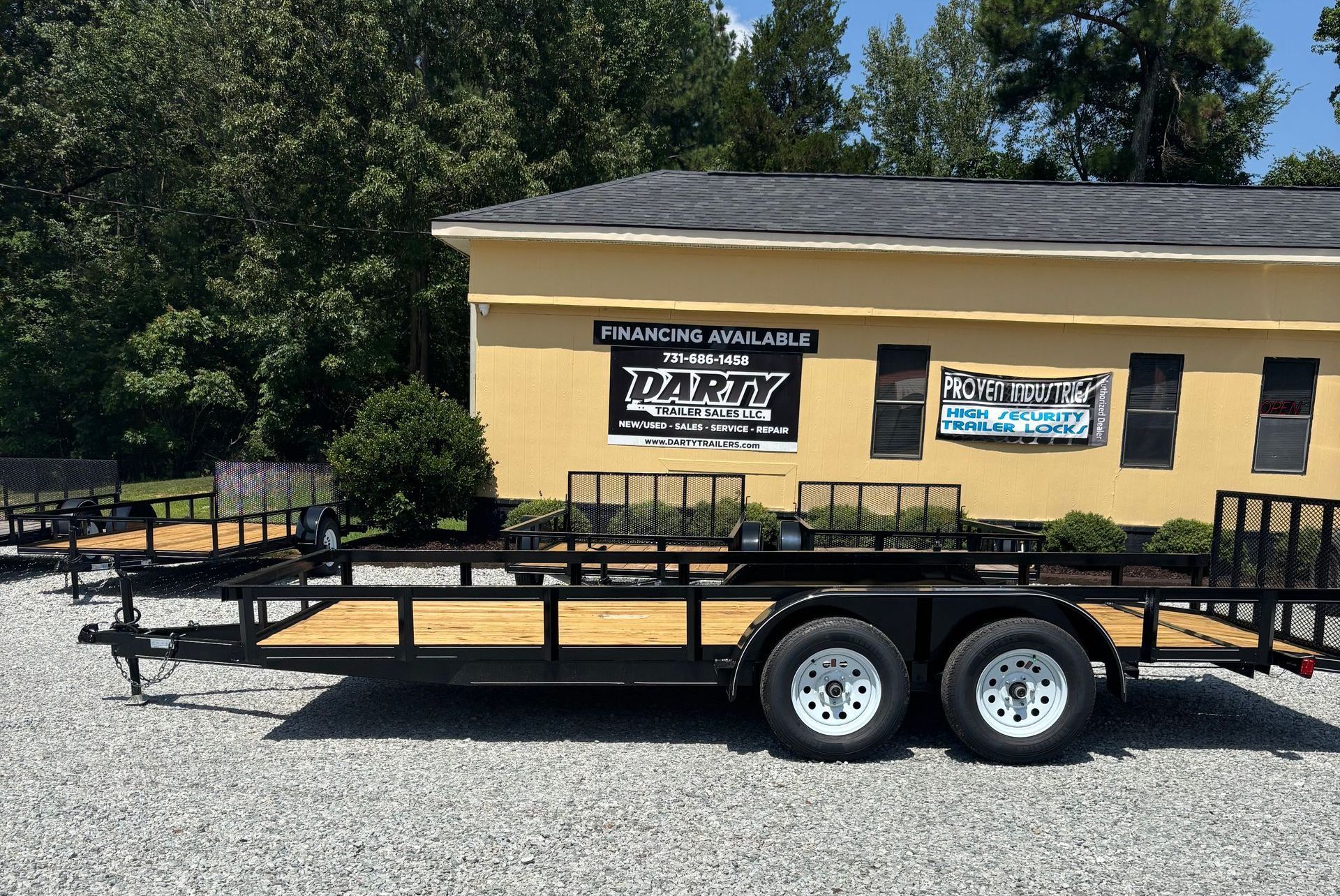 6'10 x 18' Utility Tandem Axle - with Brake and Angle Top Rail