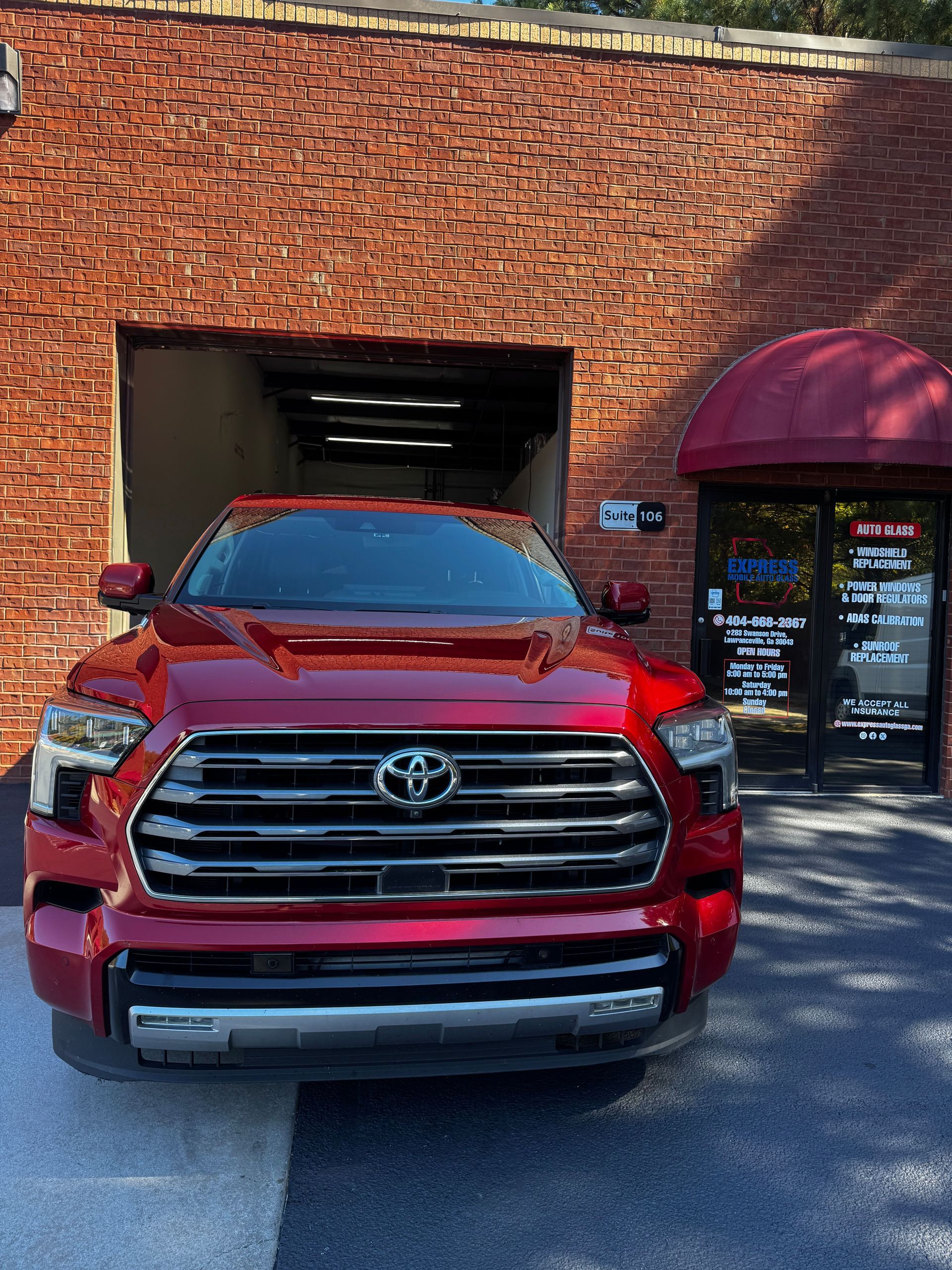 Auto glass shop in Lawrenceville, GA Auto glass shop in Lawrenceville, GA