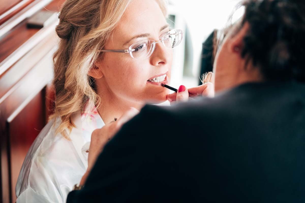 bride getting ready