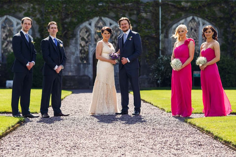 wedding group photo at Honan Chapel UCC gardens
