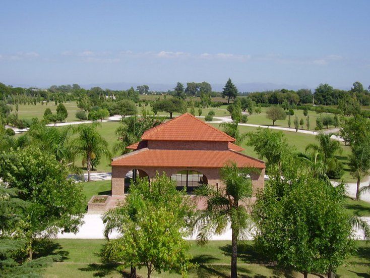 Cementerio Privado Parque Los Alamos, instalaciones.