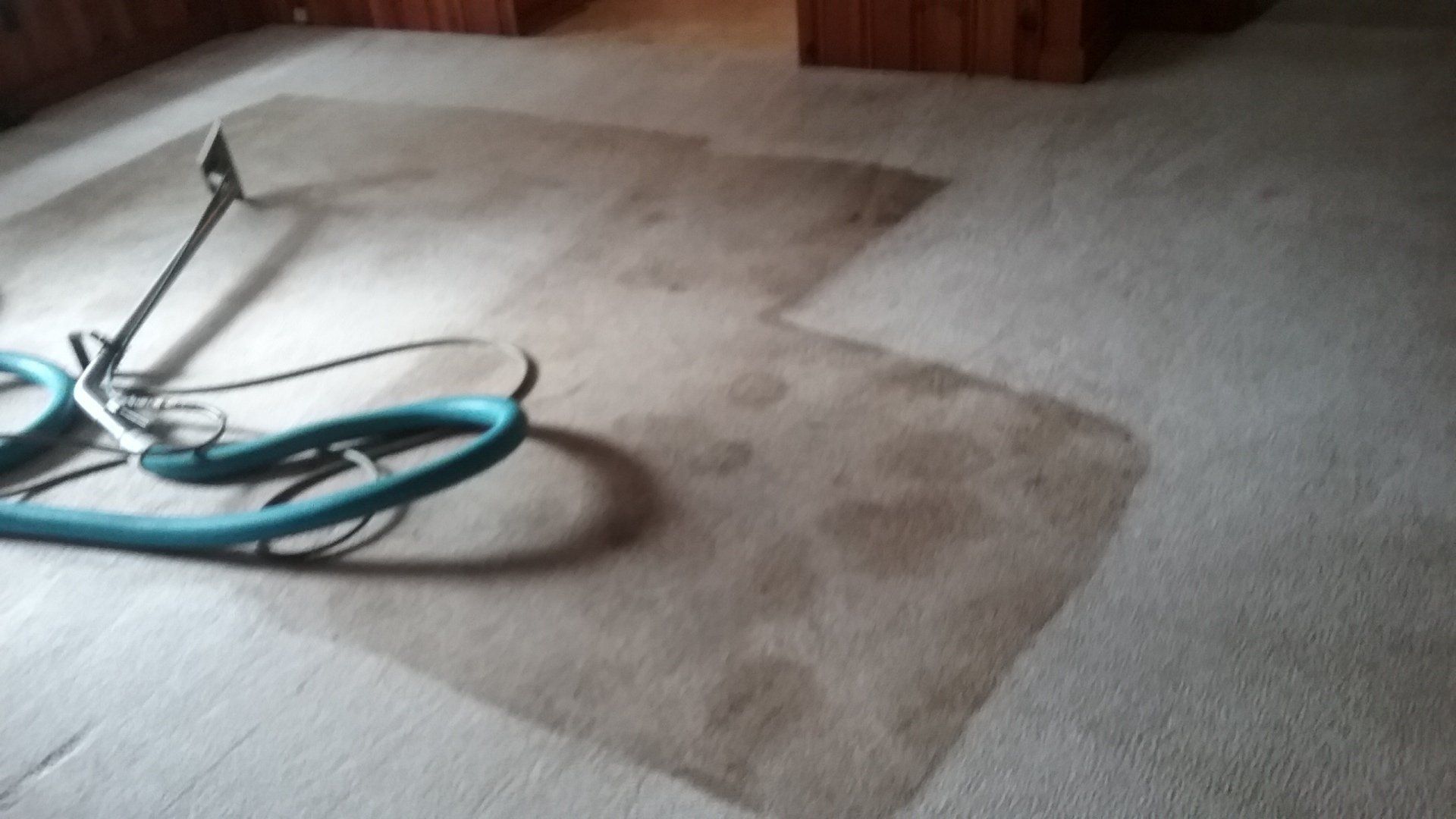 Beige Carpet Before - Greenville, NC - Jansen Upholstery & Carpet Cleaning