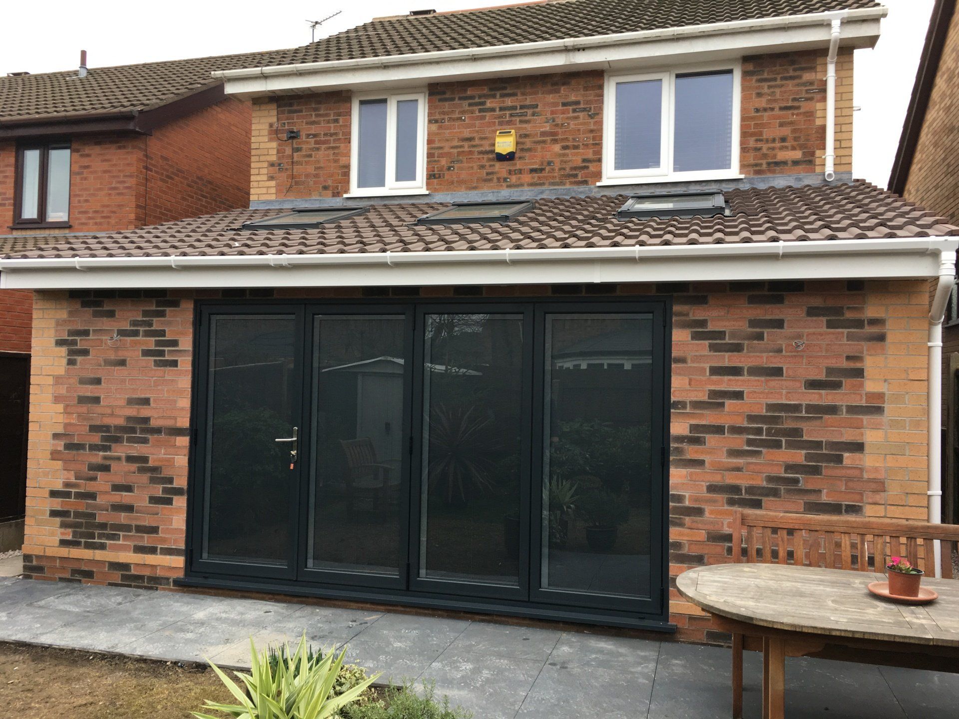 Bi-Fold Doors 12