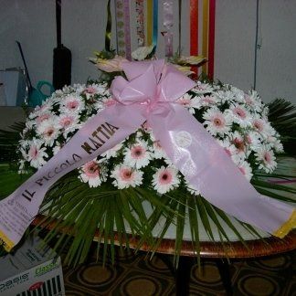 composizione di gerbere bianche