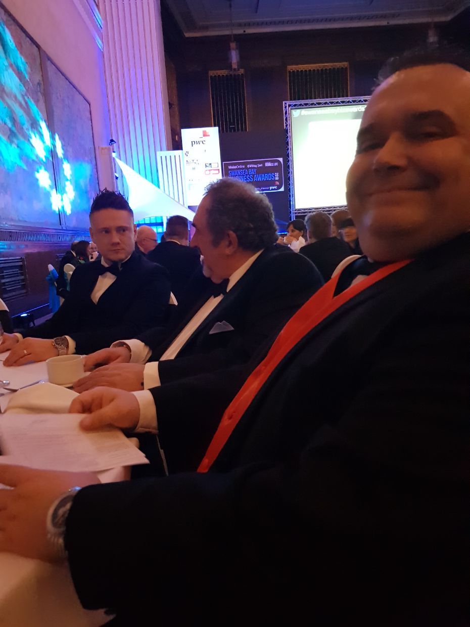 BUSINESS AWARDS AARTIC