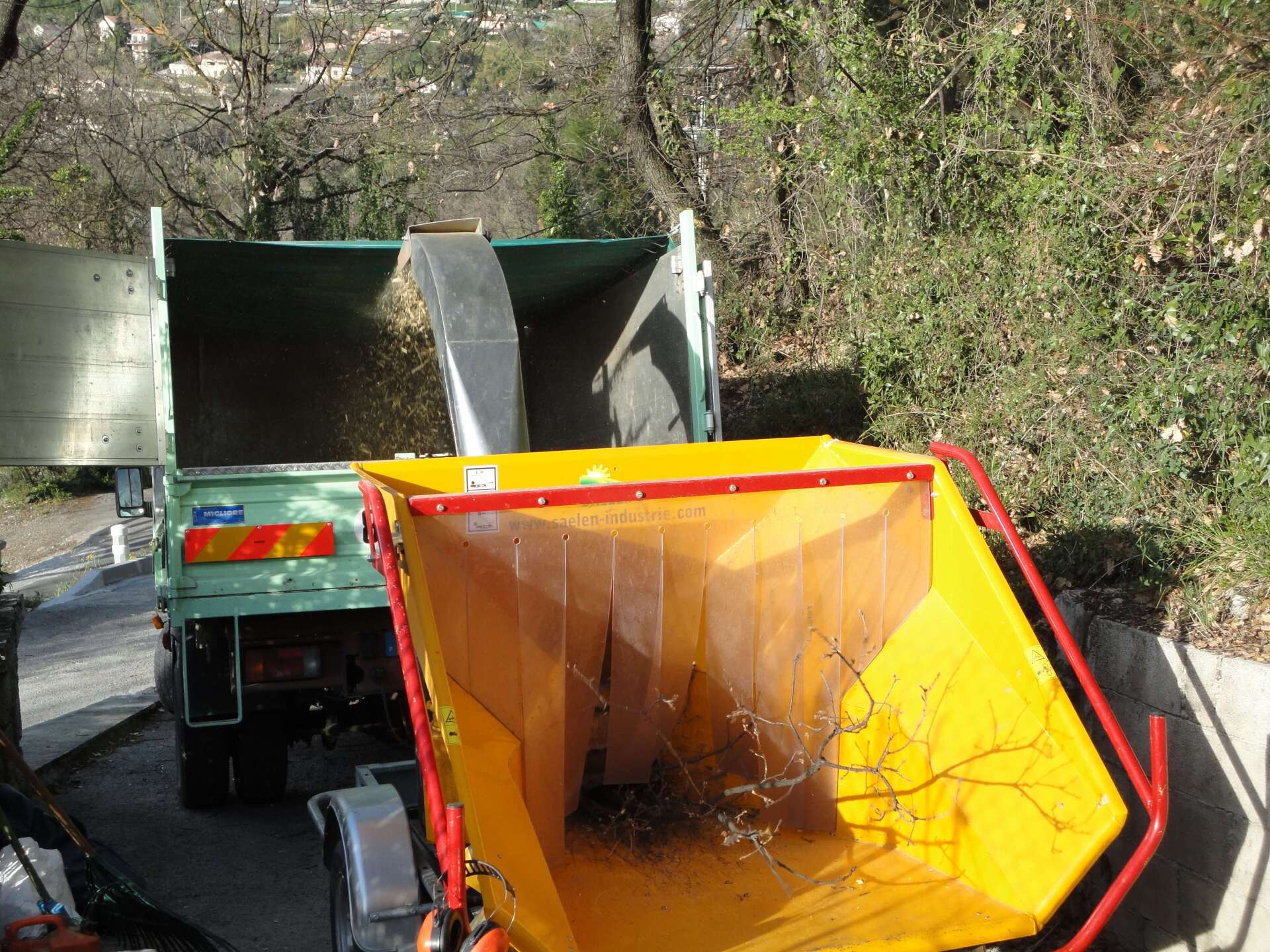 Broyeur de tronc et branches