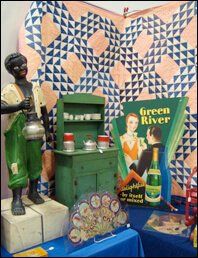 Figurine — Peoria, IL — Anne's Anteex