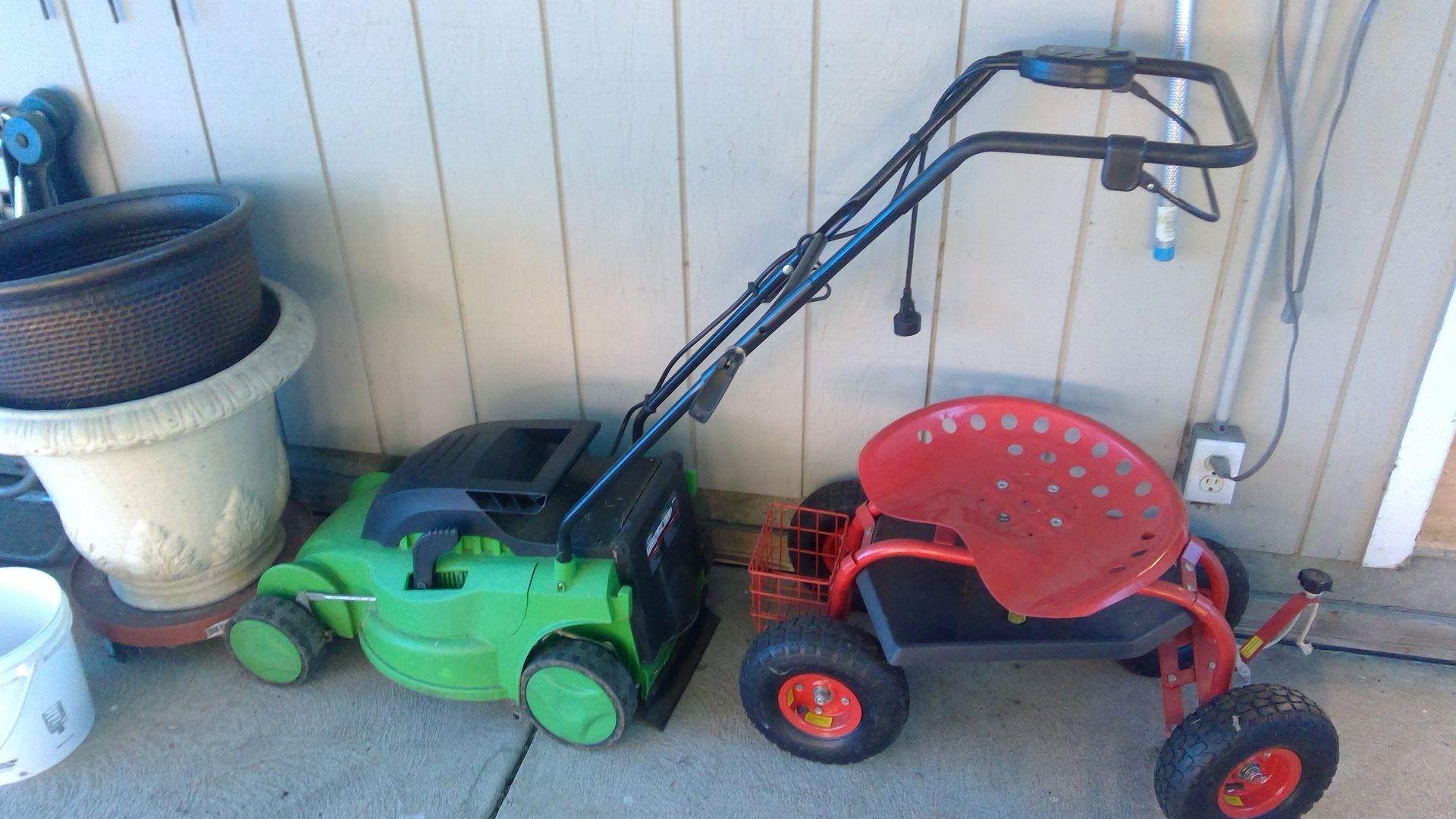 Lawn Mower | Lake Ave., Peoria, IL