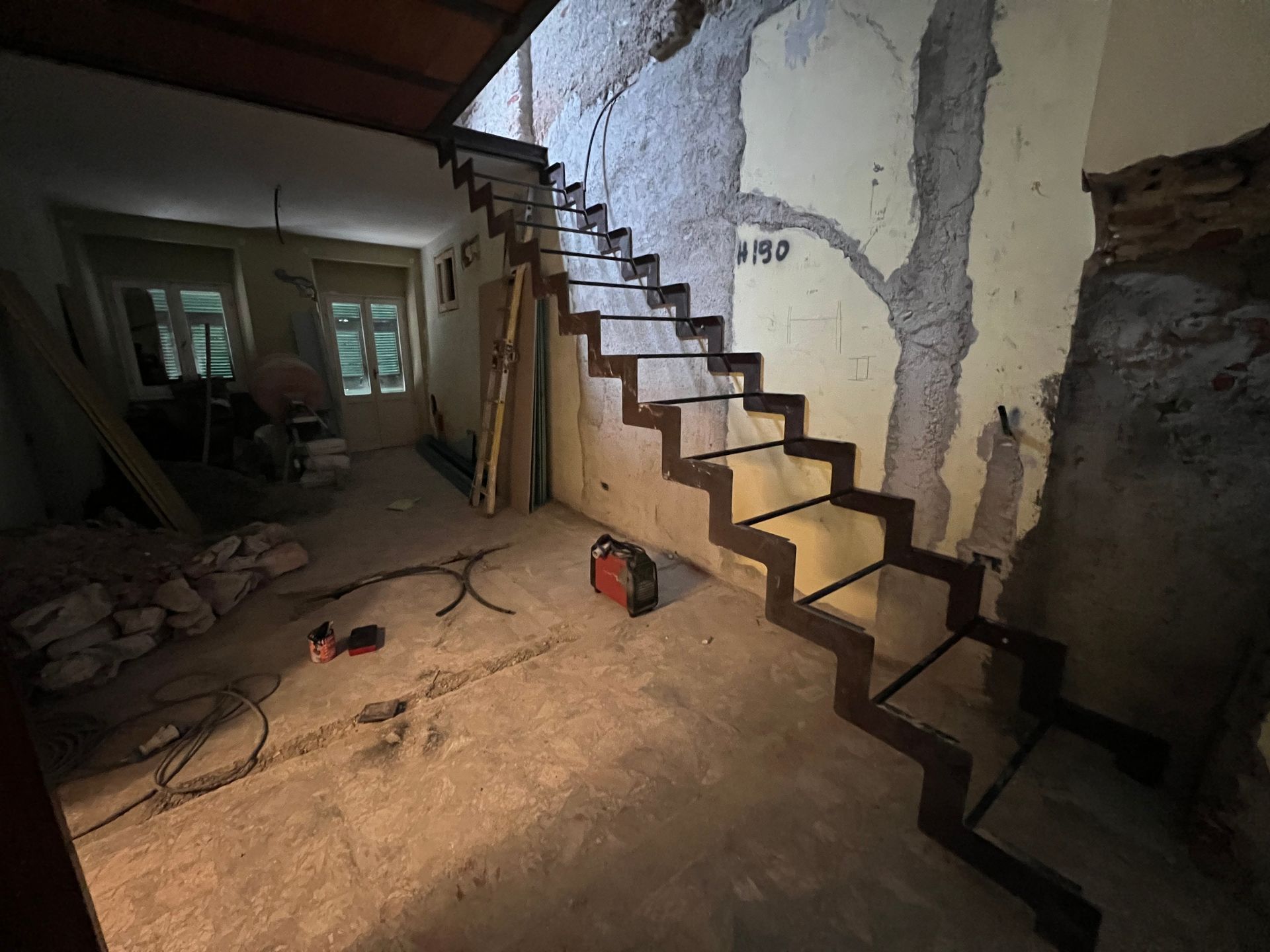 realizzazione e installazione scale in ferro battuto Sestri Levante