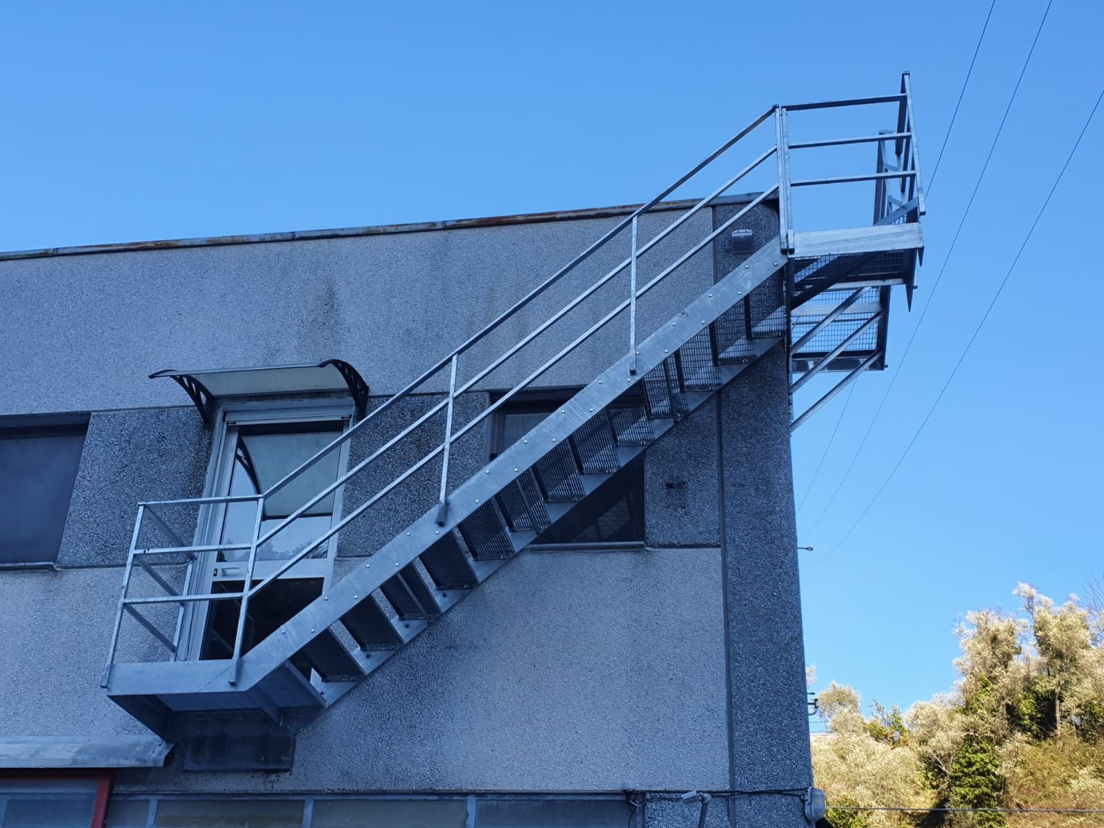 realizzazione e installazione scale in ferro battuto Sestri Levante