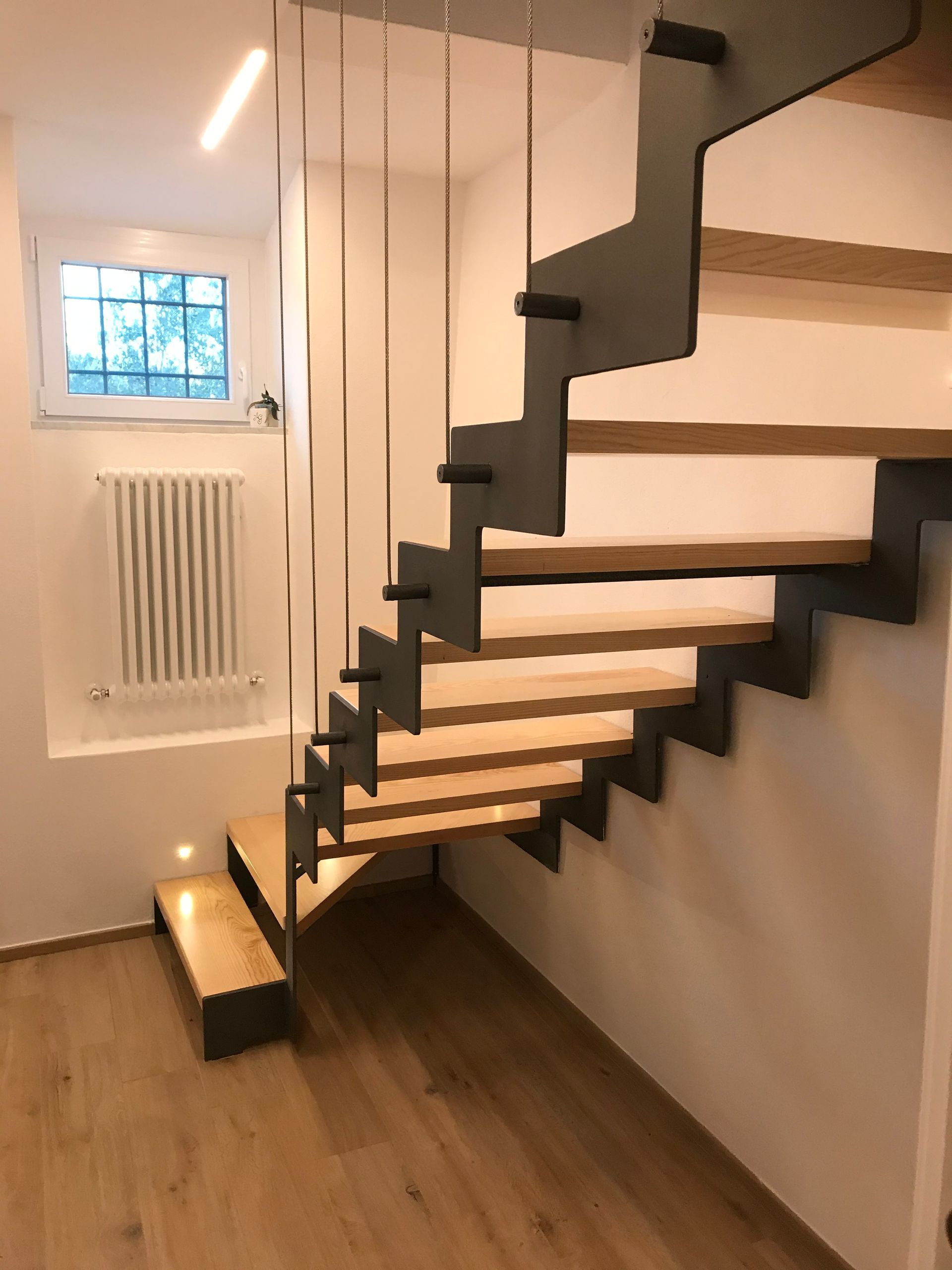 realizzazione e montaggio scale in ferro battuto Sestri Levante