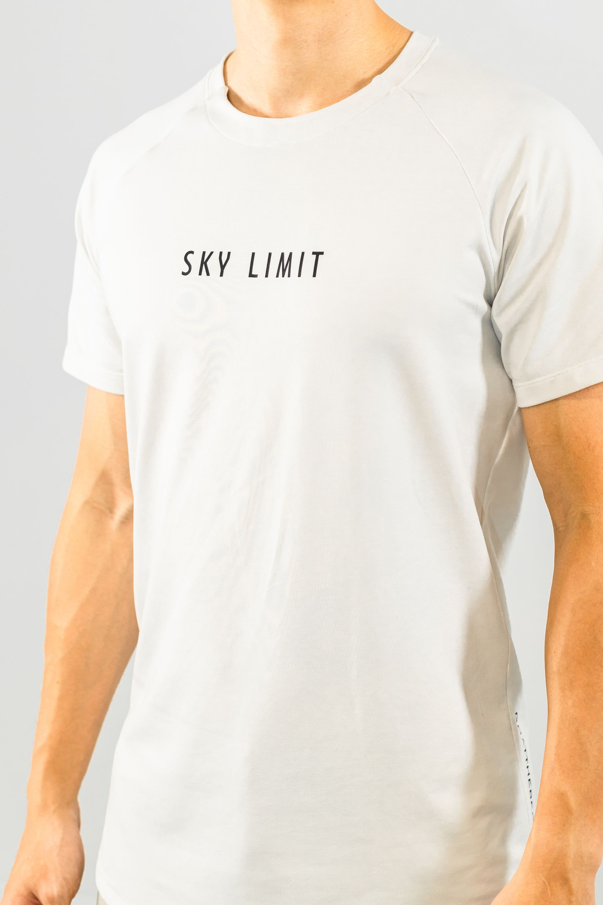 Skylimit l 白色T-shirt(1件)