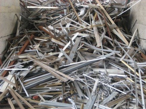stoccaggio rottami ferrosi