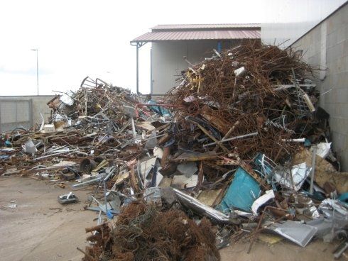 stoccaggio rifiuti metallici
