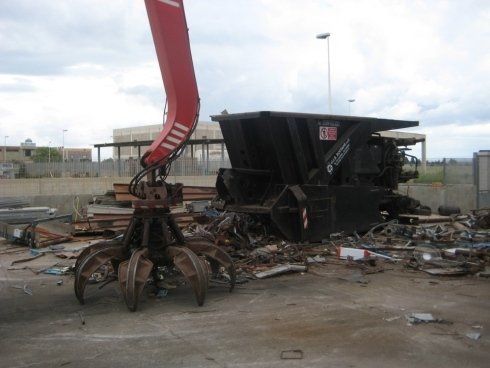 stoccaggio rifiuti metallici