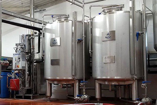 Instalación de cervecerías - tanques - fermentadores
