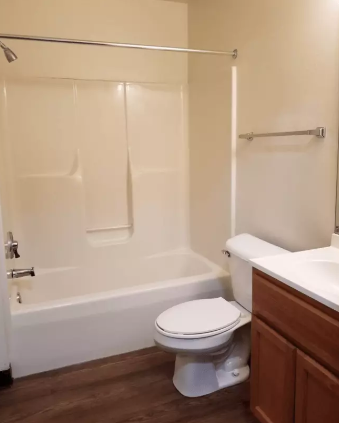 North Park Apartments - Image 11