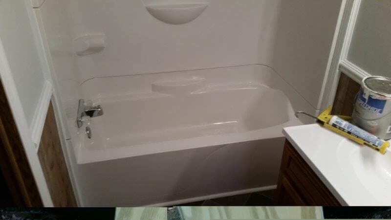 Bath tub - Home Craftsmanship in Richlands, NC