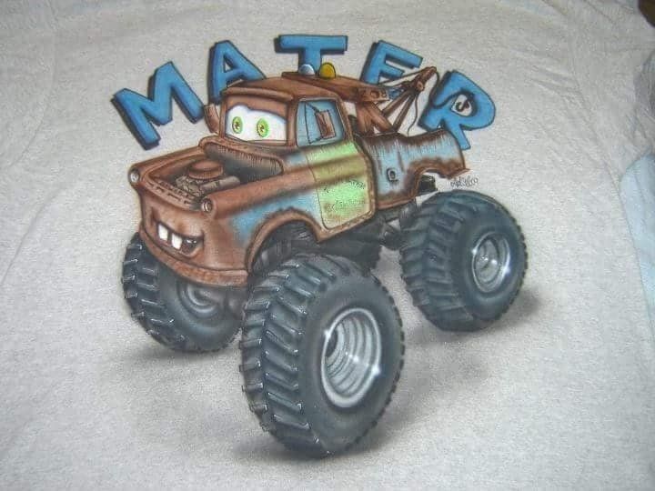 A tow truck with the word mater on it