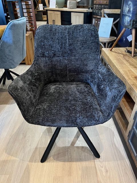 CHAISE TOURNANTE NOIR23
