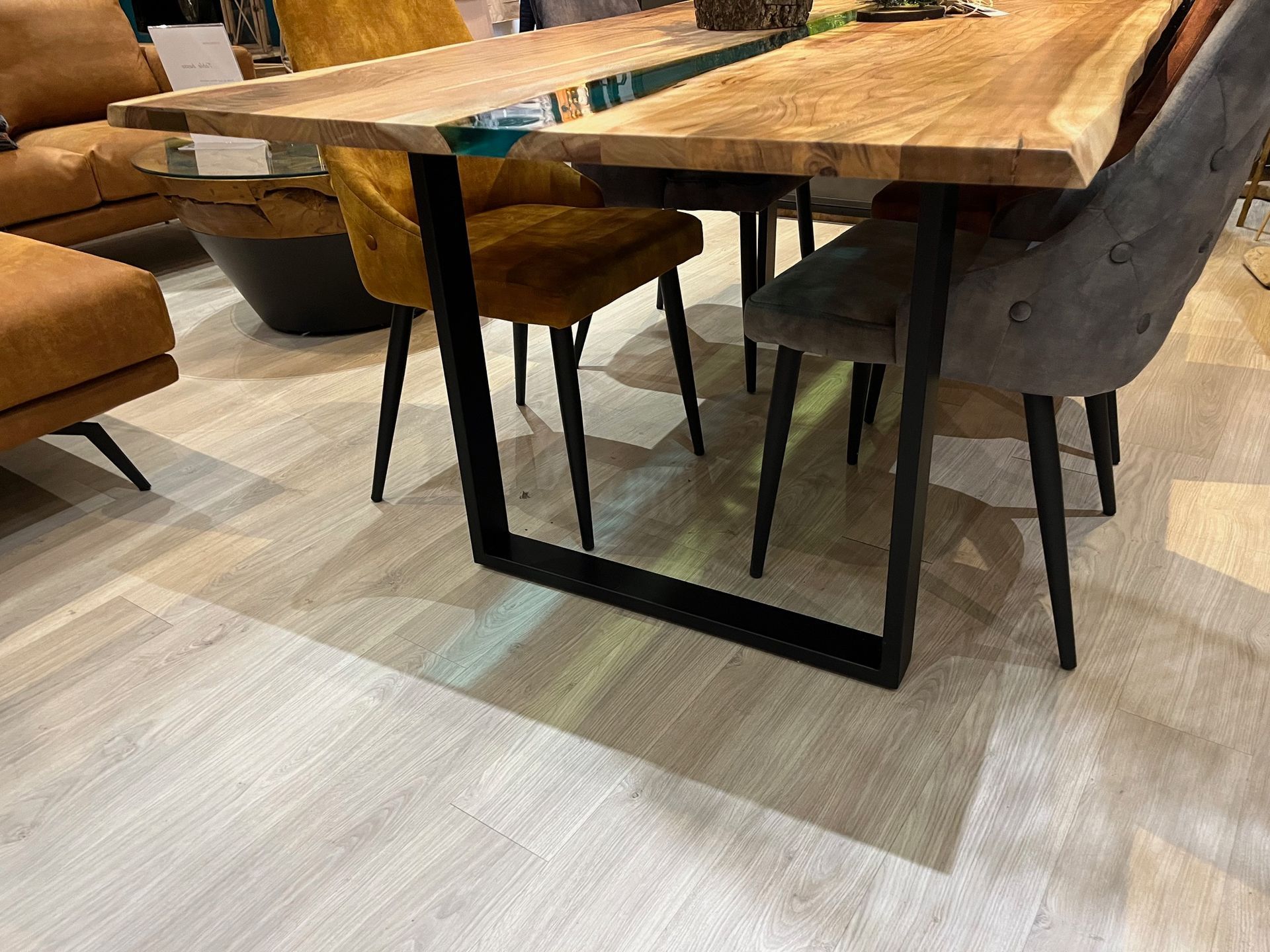 TABLE RIVIERE BP51