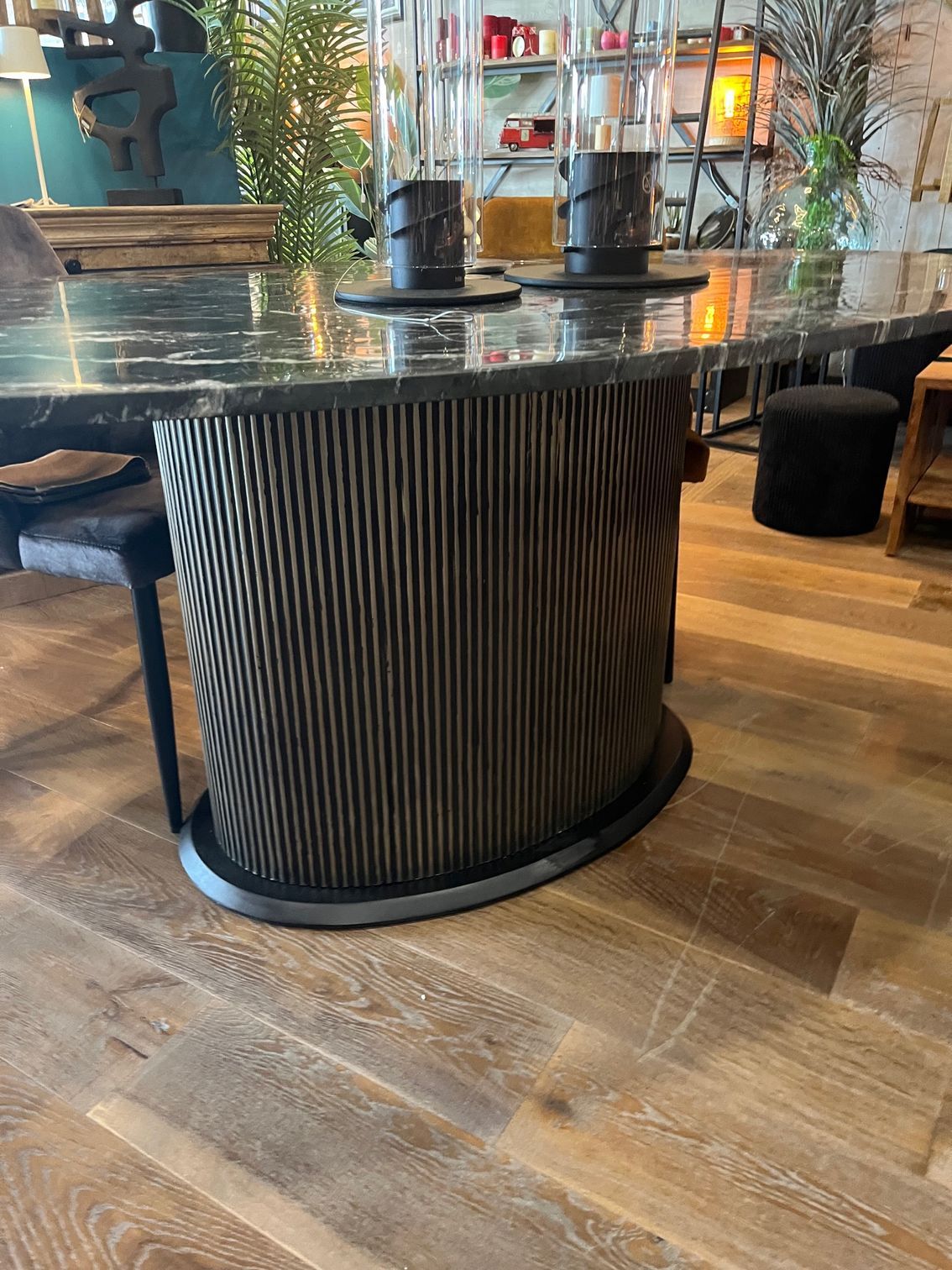 TABLE OVALE PLATEAU MARBRE