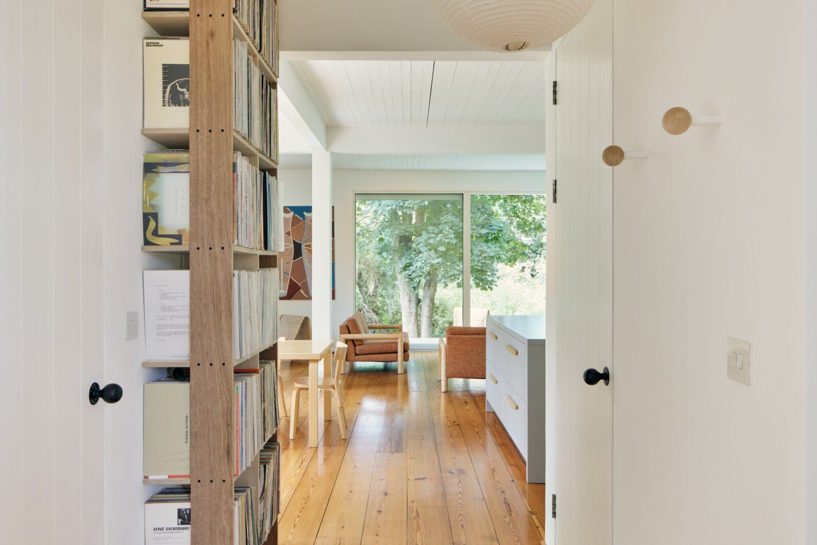 An interior view of a modern dwelling at Wheatley Eyot overlooking the Thames