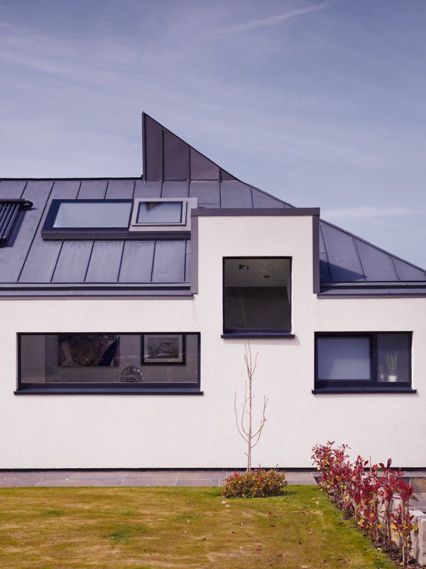 highly energy-efficient modern house ensuring a comfortable and cost-effective living environment.