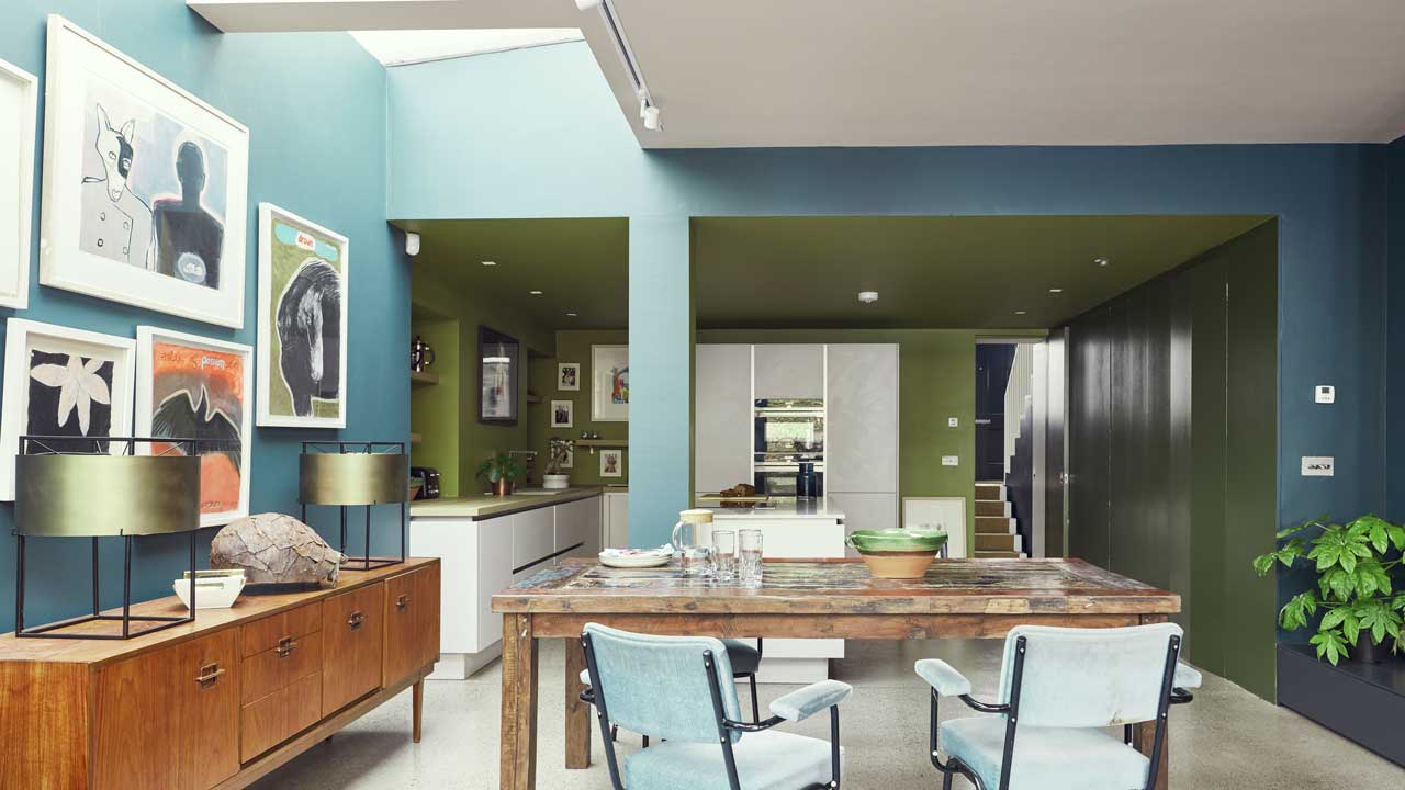Colourful dinning room and kitchen of the Portobello project by Dublin Design Studio