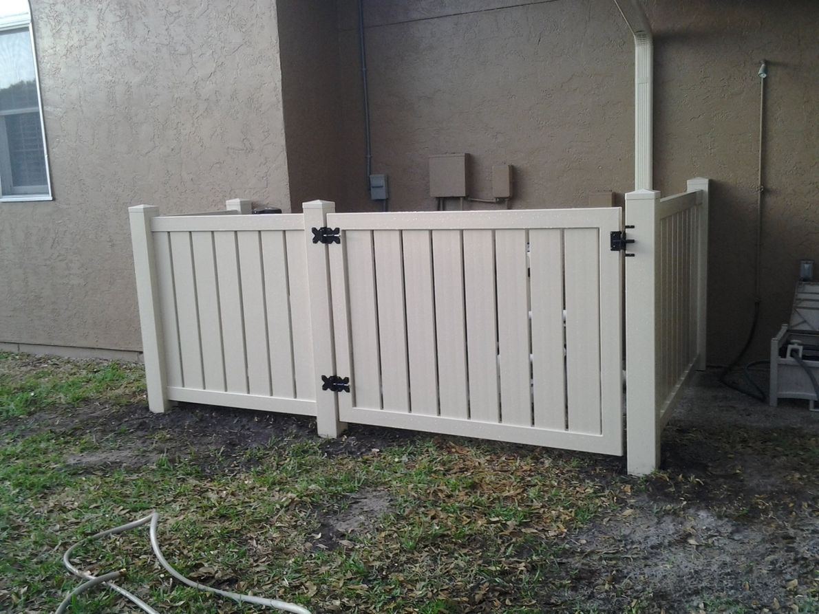 gated fence - Fencing Services in New Port Richey, Florida