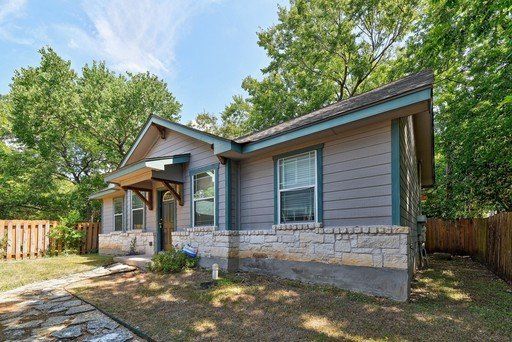 Lee Residential Properties