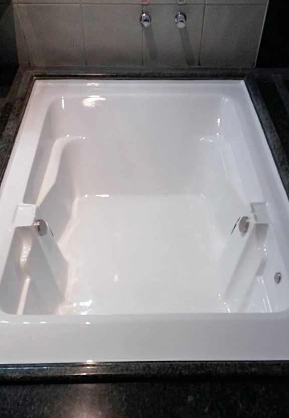 Pintura Reforma Restauração Conserto de Banheira