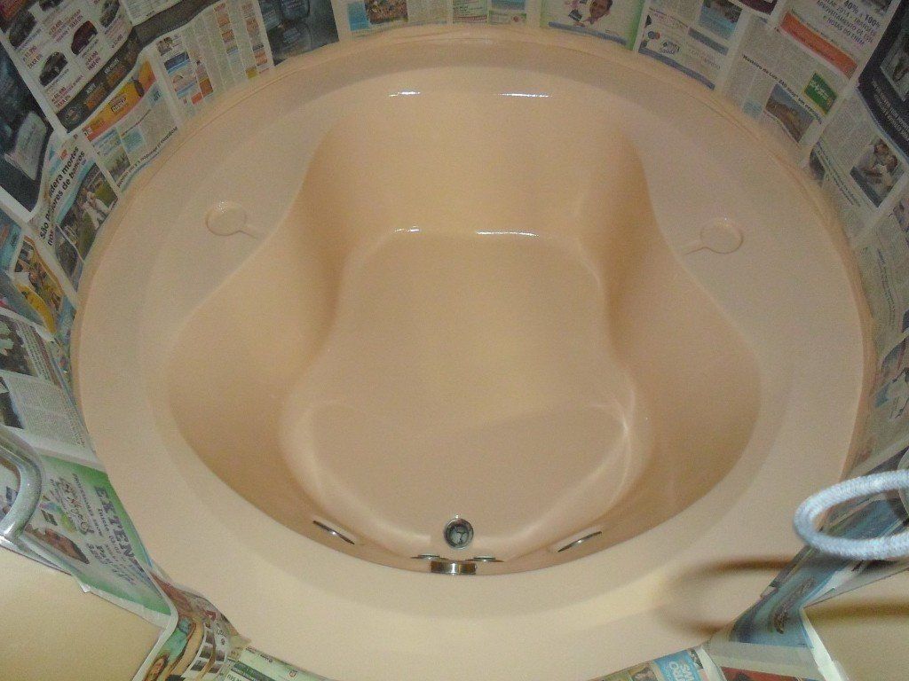 pintar peça de fibra de vidro