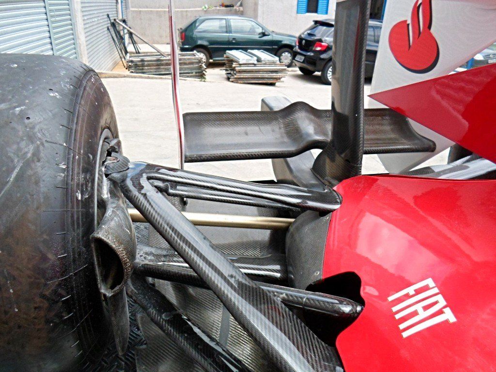 Revestimento Reparo Conserto Fibra de Carbono