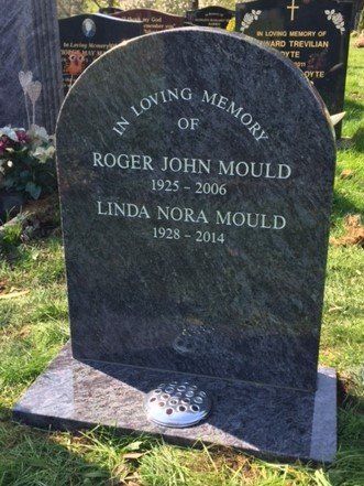 rounded marbe lawn memorial